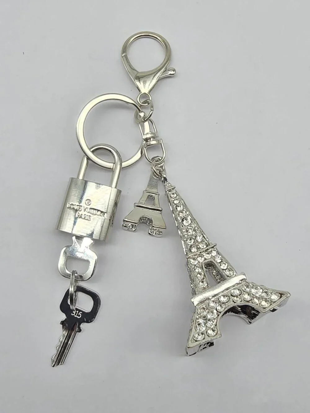 Authentic Louis Vuitton Silver Lock 🔒 Unbranded Eiffel Tower Keychain